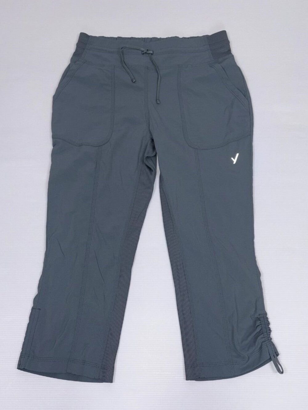 INDYEVA women's Capri pants small